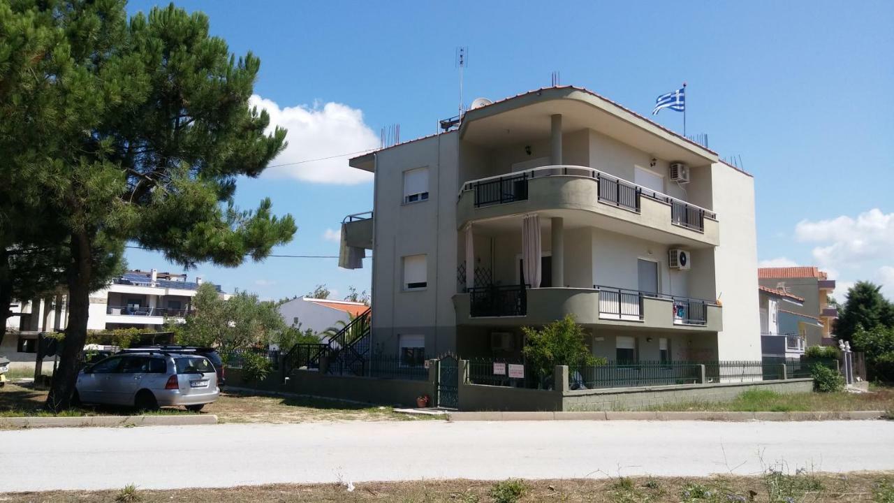 Politakis Apartment 케라모티 외부 사진